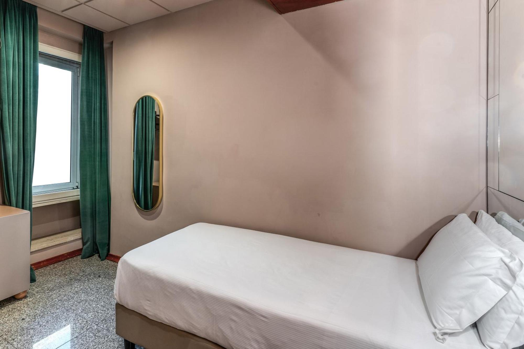 Madison Hotel Roma Esterno foto