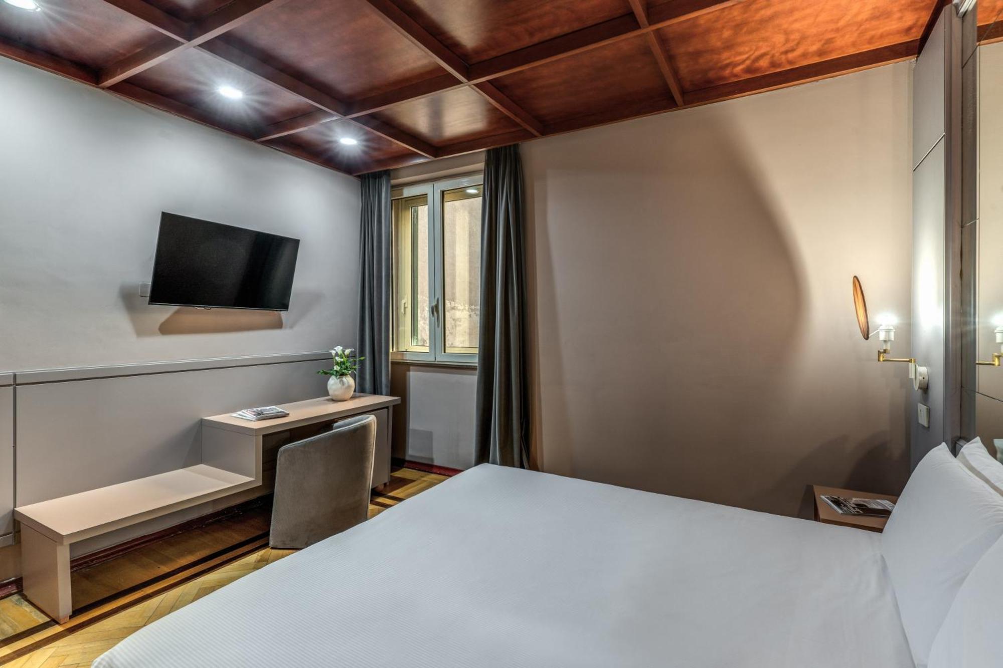 Madison Hotel Roma Esterno foto