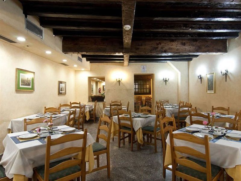 Madison Hotel Roma Esterno foto